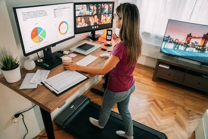 Standing Desk: 7 Proven Benefits That Can Transform Your Workday (And 5 Mistakes to Avoid) Standing Desk